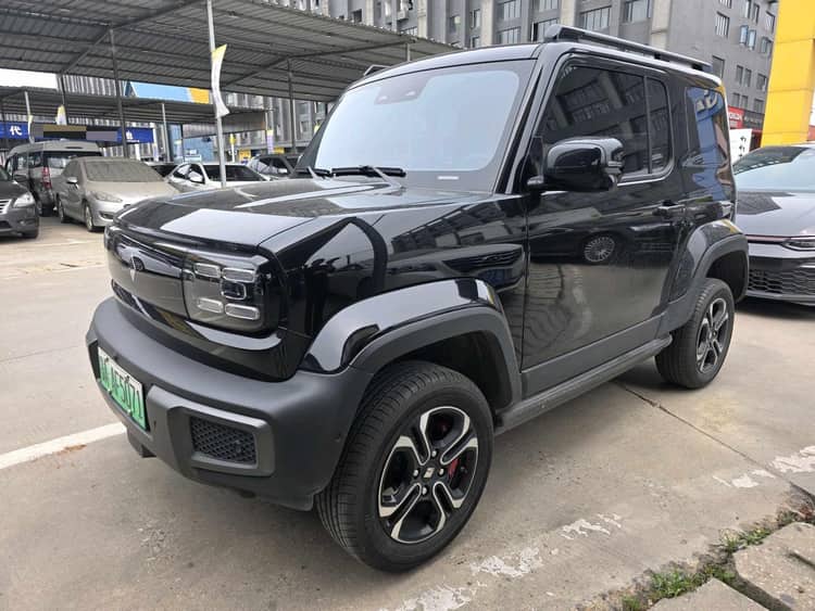 BaoJun 2023 Yueye Extreme Edition Automatic Transmission - View 1