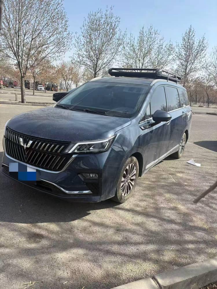 WuLing 2022 JiaChen 1.5T CVT Prestige Flagship Automatic - View 1