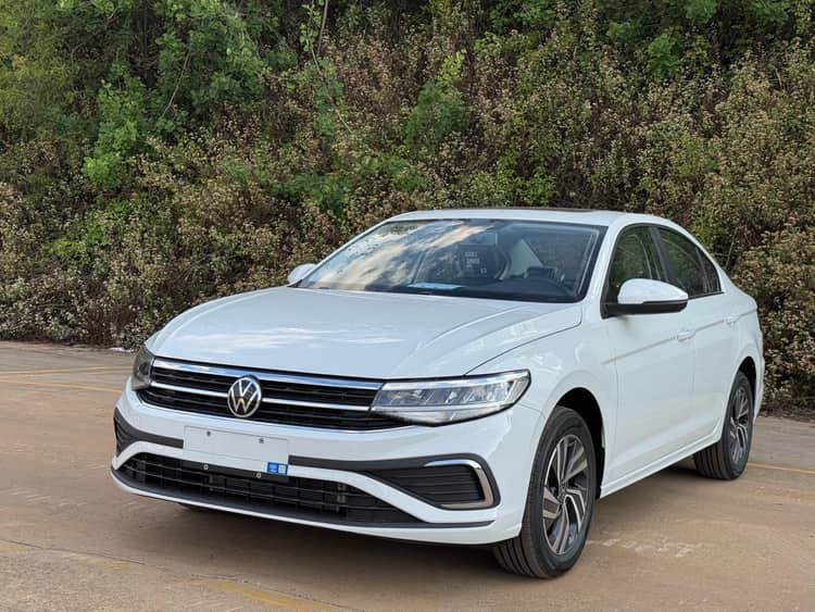 Volkswagen 2026 Bora 1.2TSI 200TSI Enjoy Navigation Edition Automatic - View 1