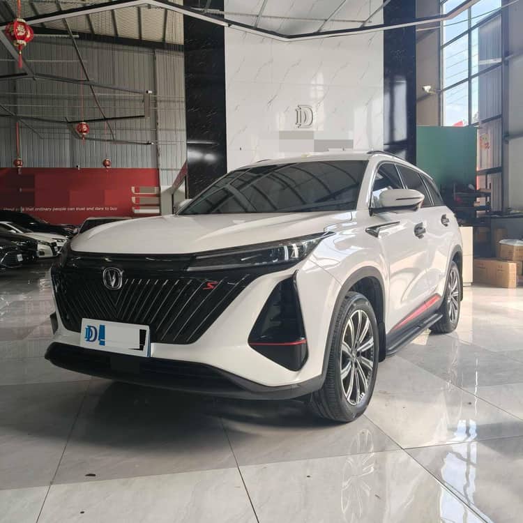 ChangAn 2022 CS75 PLUS 1.5T Prestige Automatic - View 1