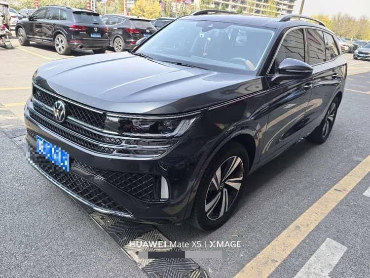 Volkswagen 2024 model tour R-Line 2.0TSI 380TSI four-wheel drive parade version automatic gear - View 1