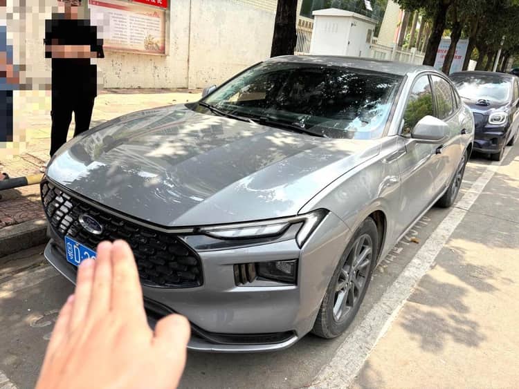 Ford 2025 Mondeo 2.0T EcoBoost Luxury Automatic - View 1