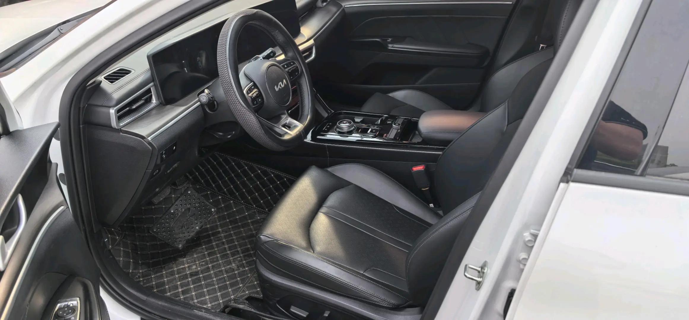 Kia 2025 K5 1.5T Deluxe Edition Automatic Gear 3