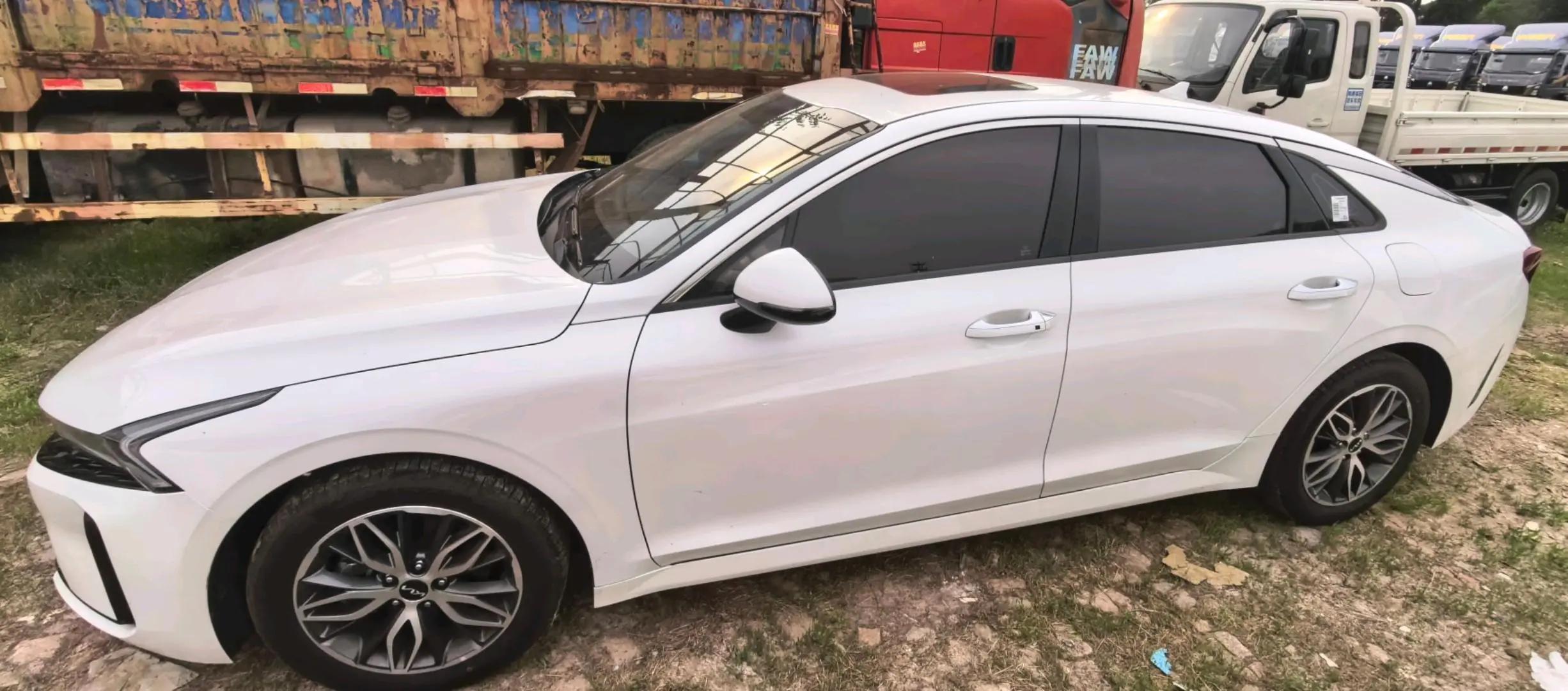 Kia 2025 K5 1.5T Deluxe Edition Automatic Gear 4