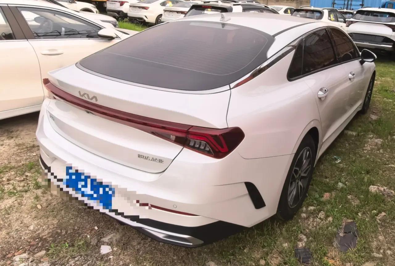 Kia 2025 K5 1.5T Deluxe Edition Automatic Gear 5