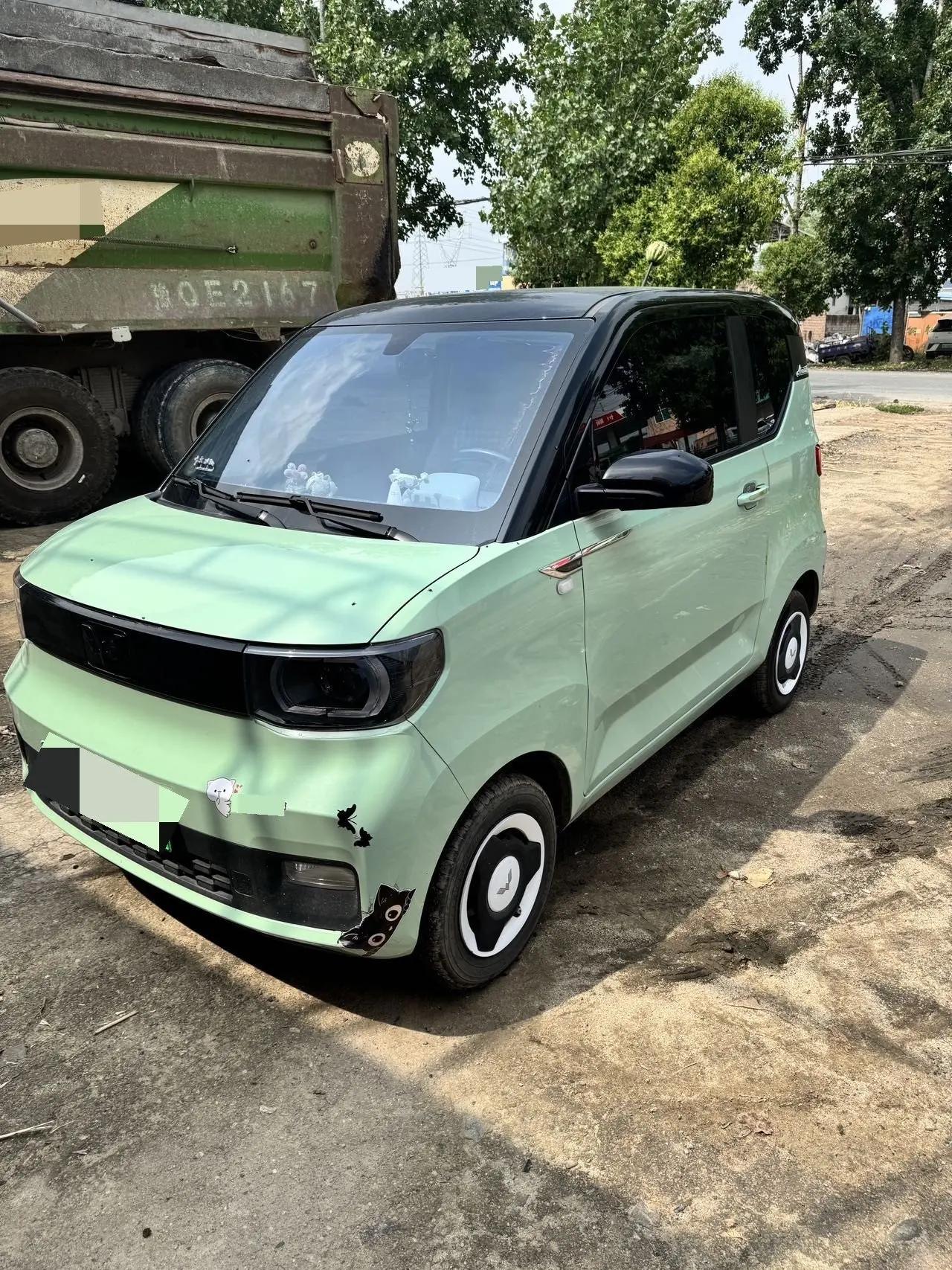 Hongguang MINIEV 2021 macaron sandwich 120km lithium iron phosphate