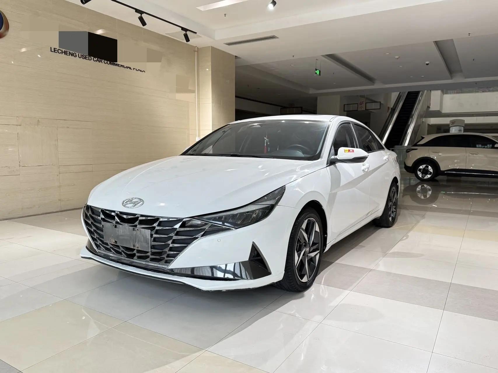 Elantra 2021 1.5L CVT LUX Prestige Edition