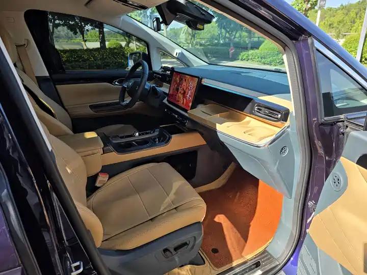 Chuanqi E8 PHEV 2024 150km New Year Edition 13
