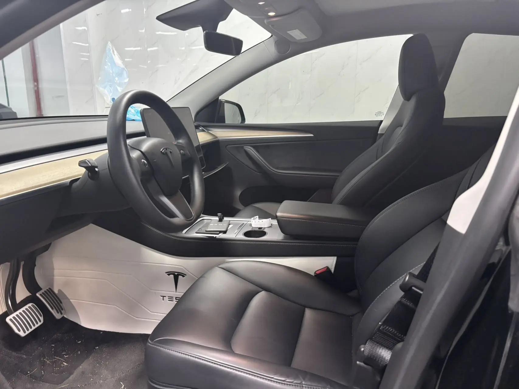 2022 Model Y Facelift Rear-Wheel Drive Version 2