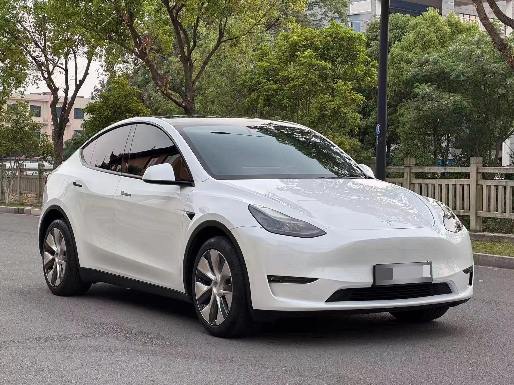 Model Y 2022 long-range all-wheel drive 3
