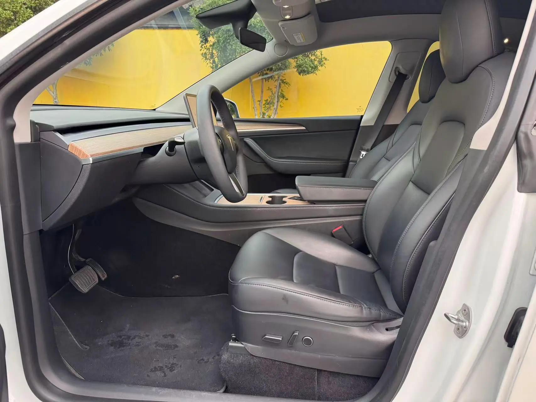 Model Y 2022 long-range all-wheel drive 6