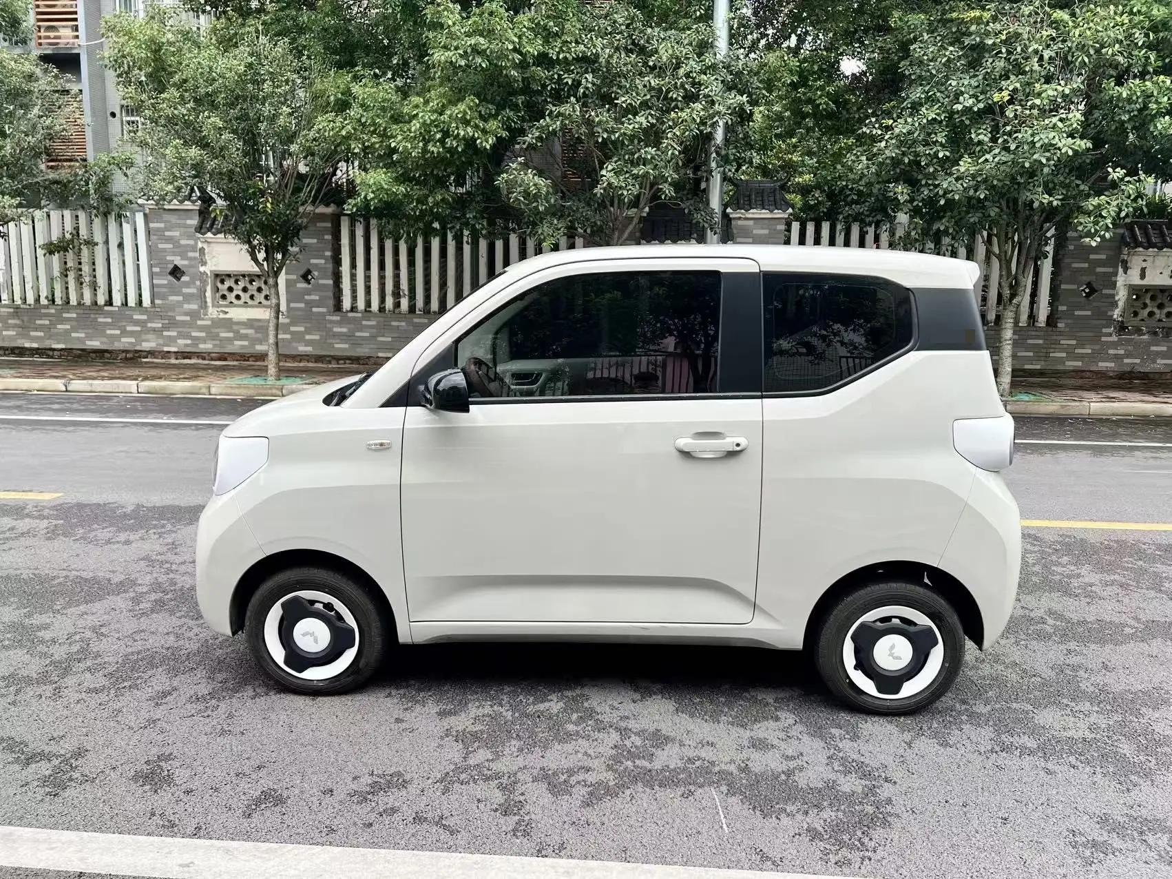 WuLing 2024 HongGuang MINI EV 215km Youth Edition Automatic 6