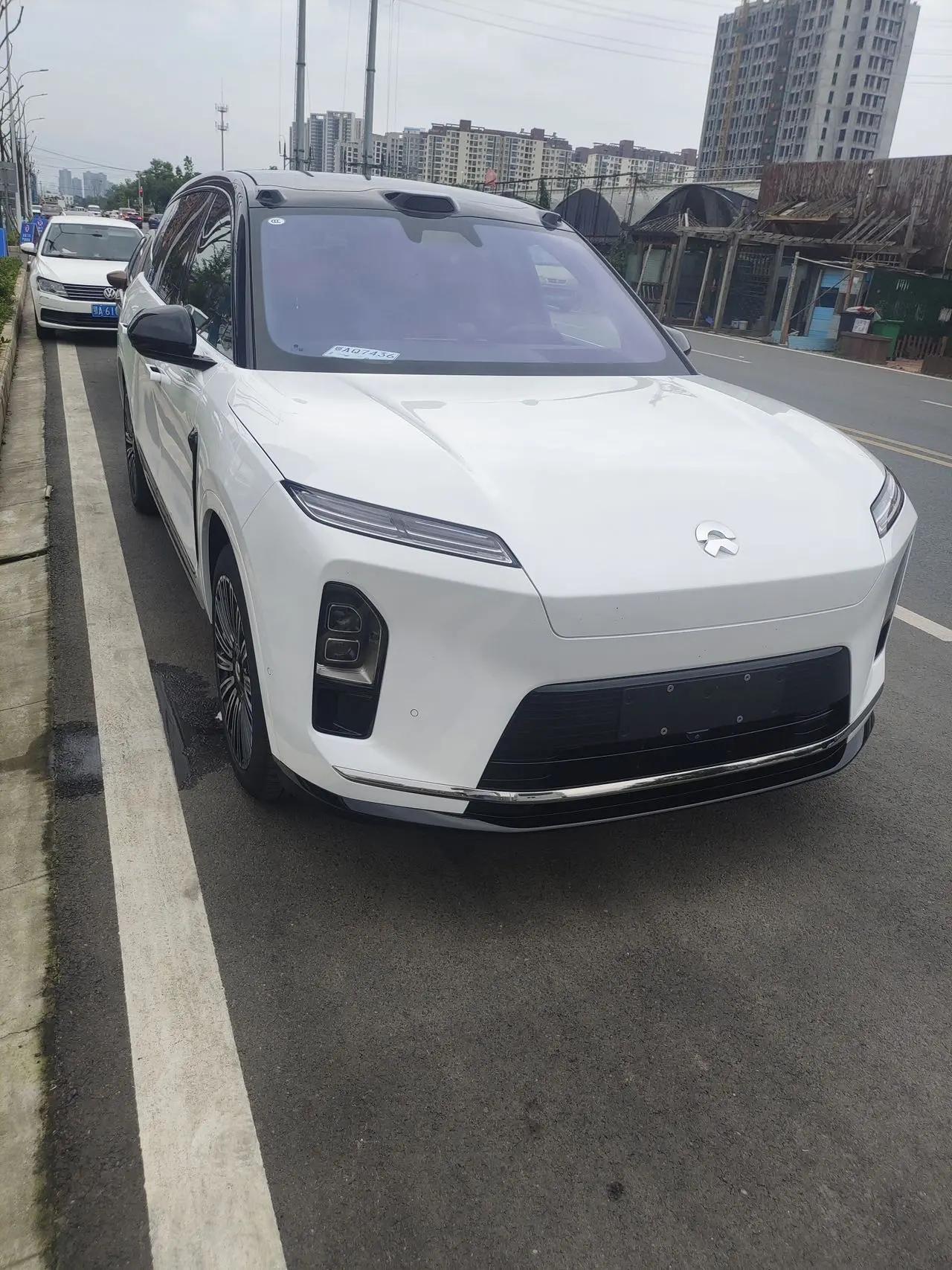 NIO 2026 ES8 6-Seater Executive Luxury Edition Automatic 3