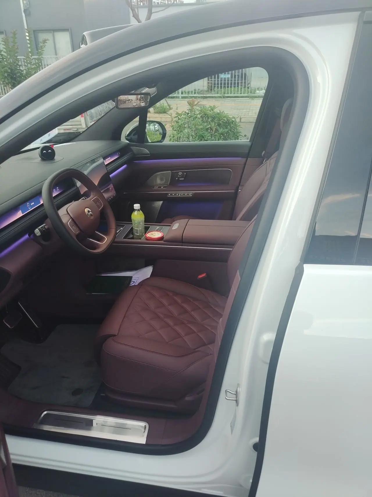 NIO 2026 ES8 6-Seater Executive Luxury Edition Automatic 9