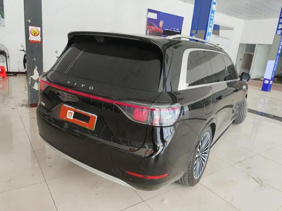 AITO 2025 Model AITO M9 Range-Extended Ultra Version 52kWh 6-Seater Automatic 3
