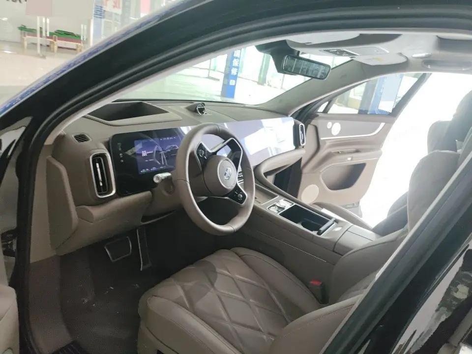AITO 2025 Model AITO M9 Range-Extended Ultra Version 52kWh 6-Seater Automatic 5