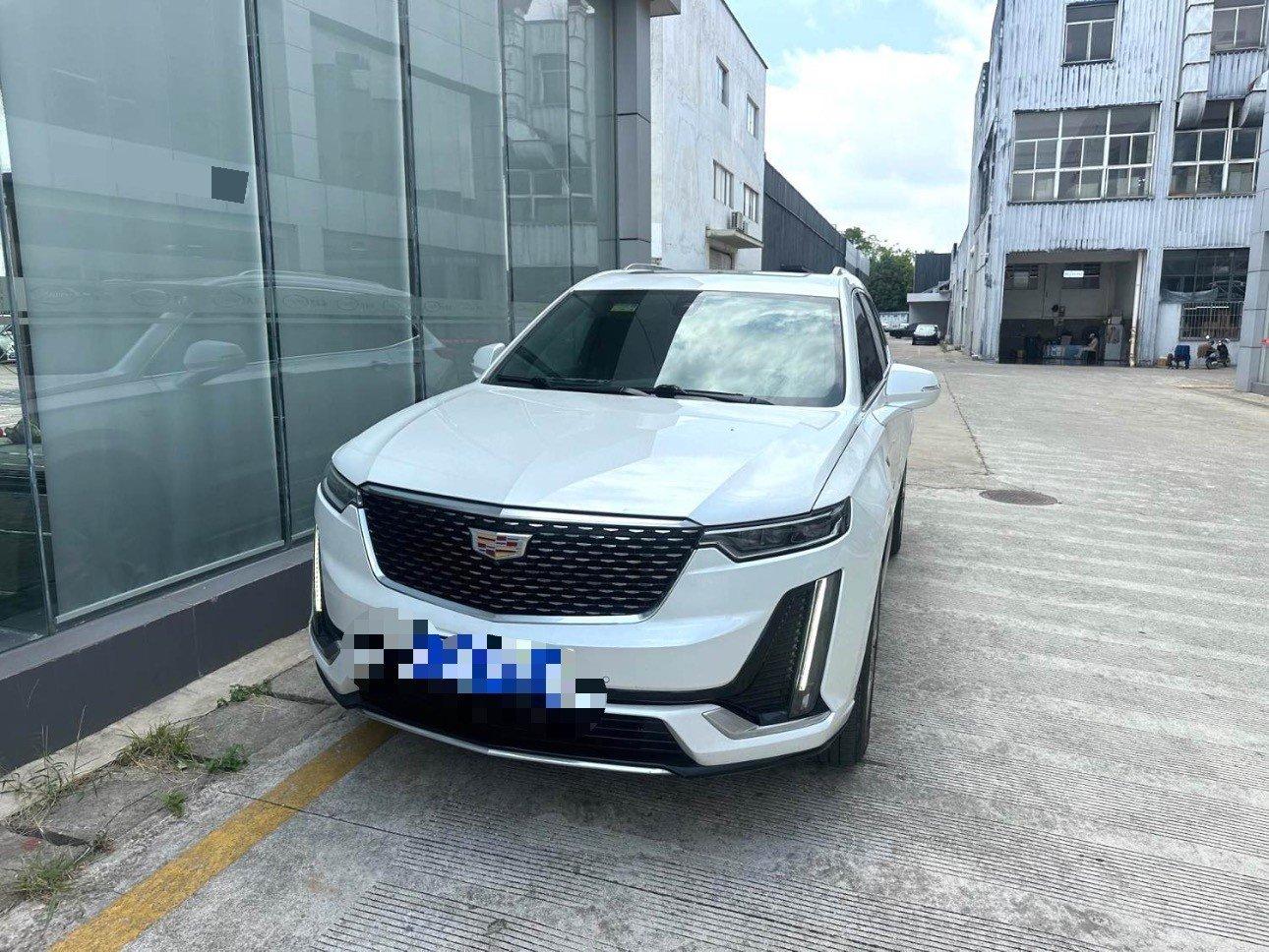 Cadillac XT6 2022 2.0T 7-seat 2-drive luxury model 2