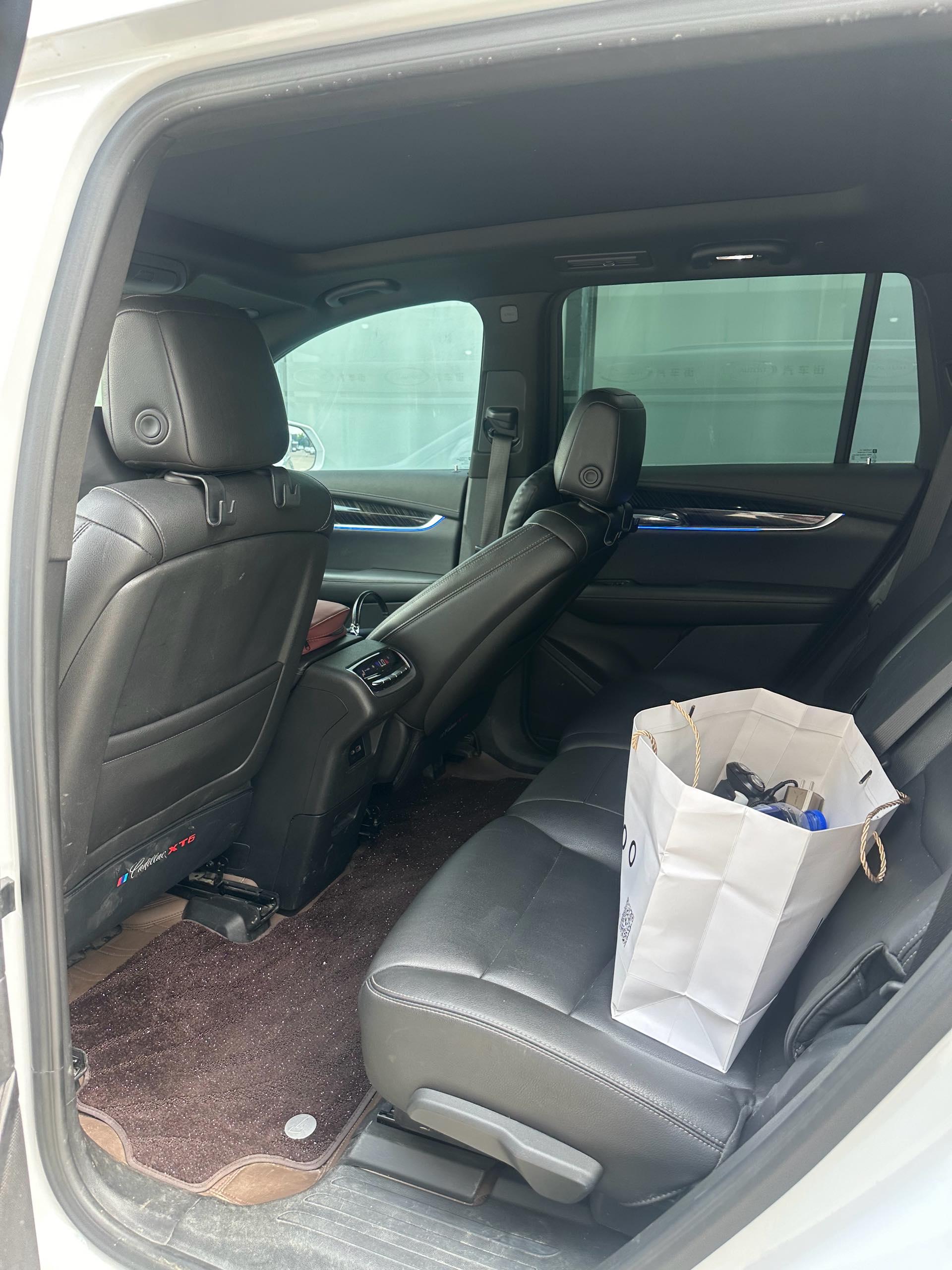 Cadillac XT6 2022 2.0T 7-seat 2-drive luxury model 4
