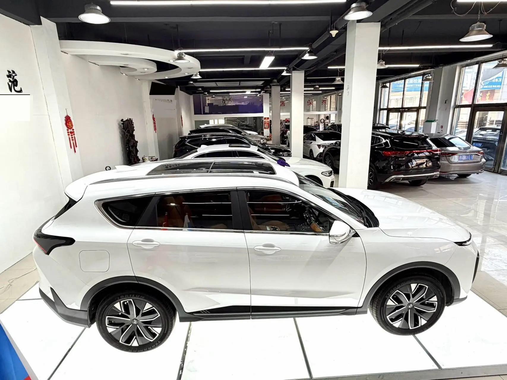 Jetour 2025 Shanhai L7 1.5T 120km Happy Edition 7-seat Automatic Gear 7