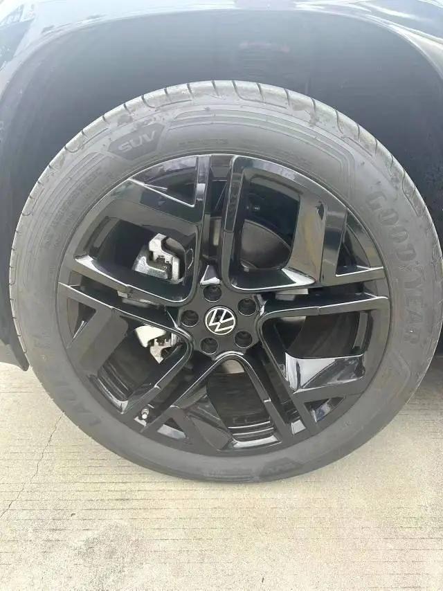 Volkswagen 2025 Tharu Pro 2.0TSI 450TSI Four-Wheel-Drive Summit Edition Automatic 9