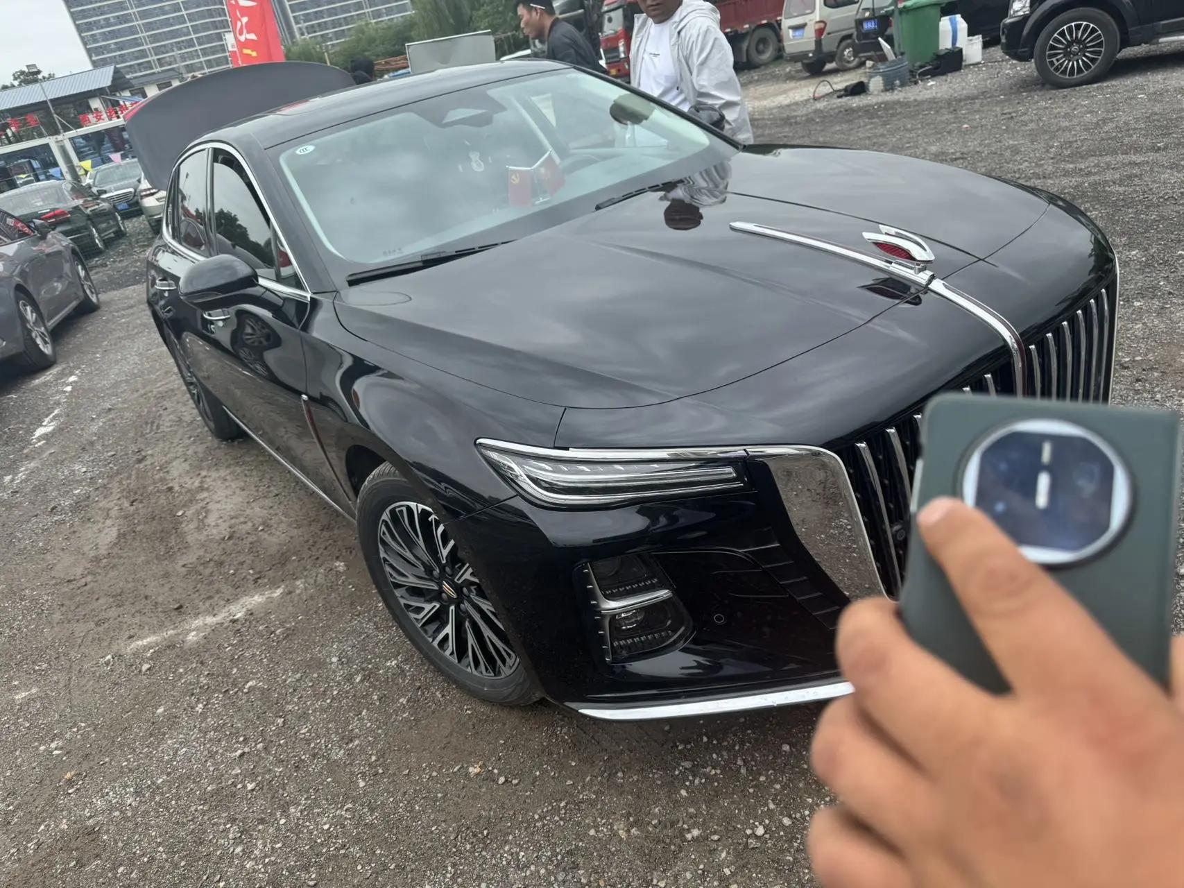 HongQi H5 2023 2.0T Auto Zhilian Flag Edition 2