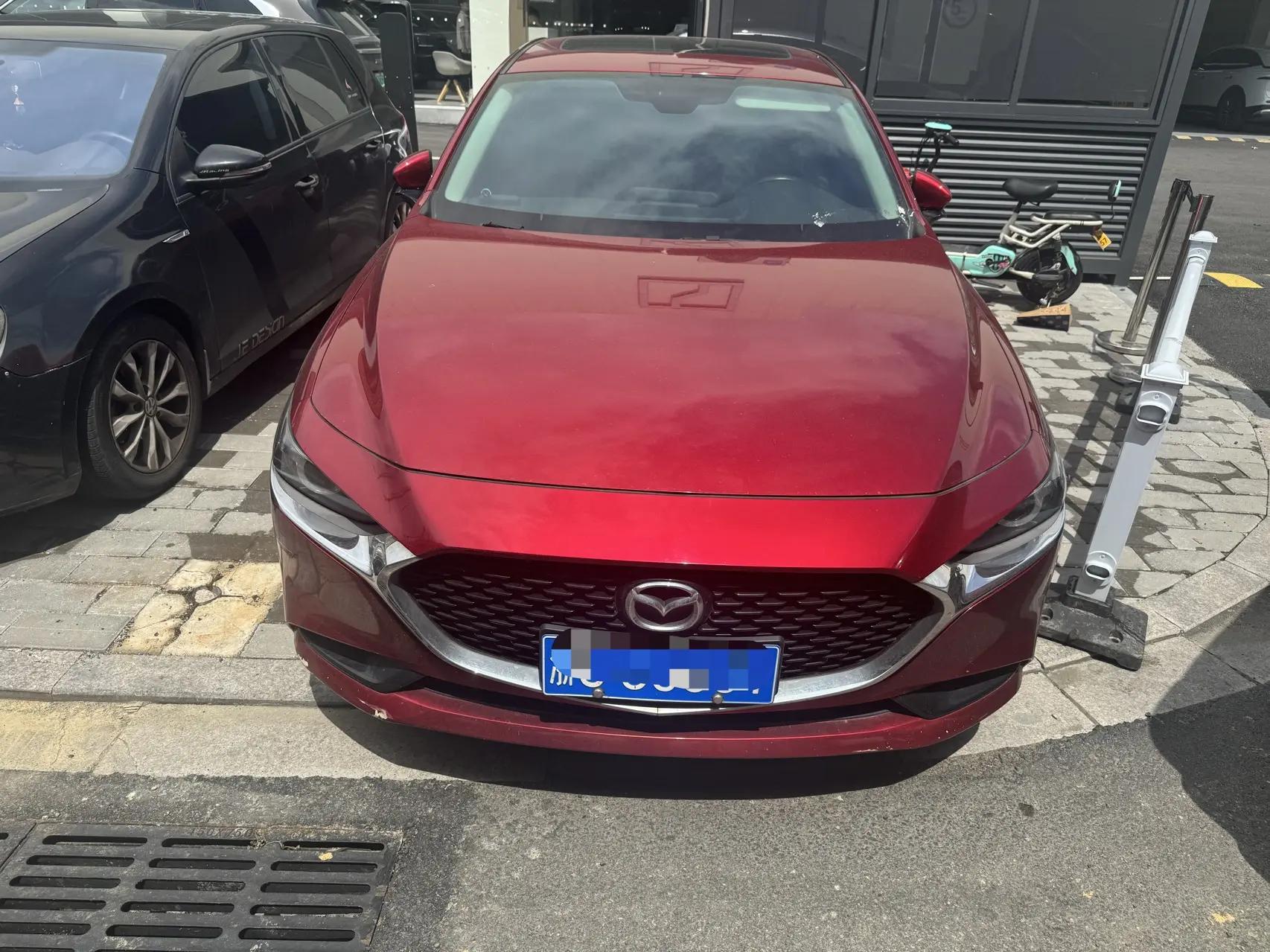 Mazda 3 Axela 2021 2.0L Automatic Style Edition 2