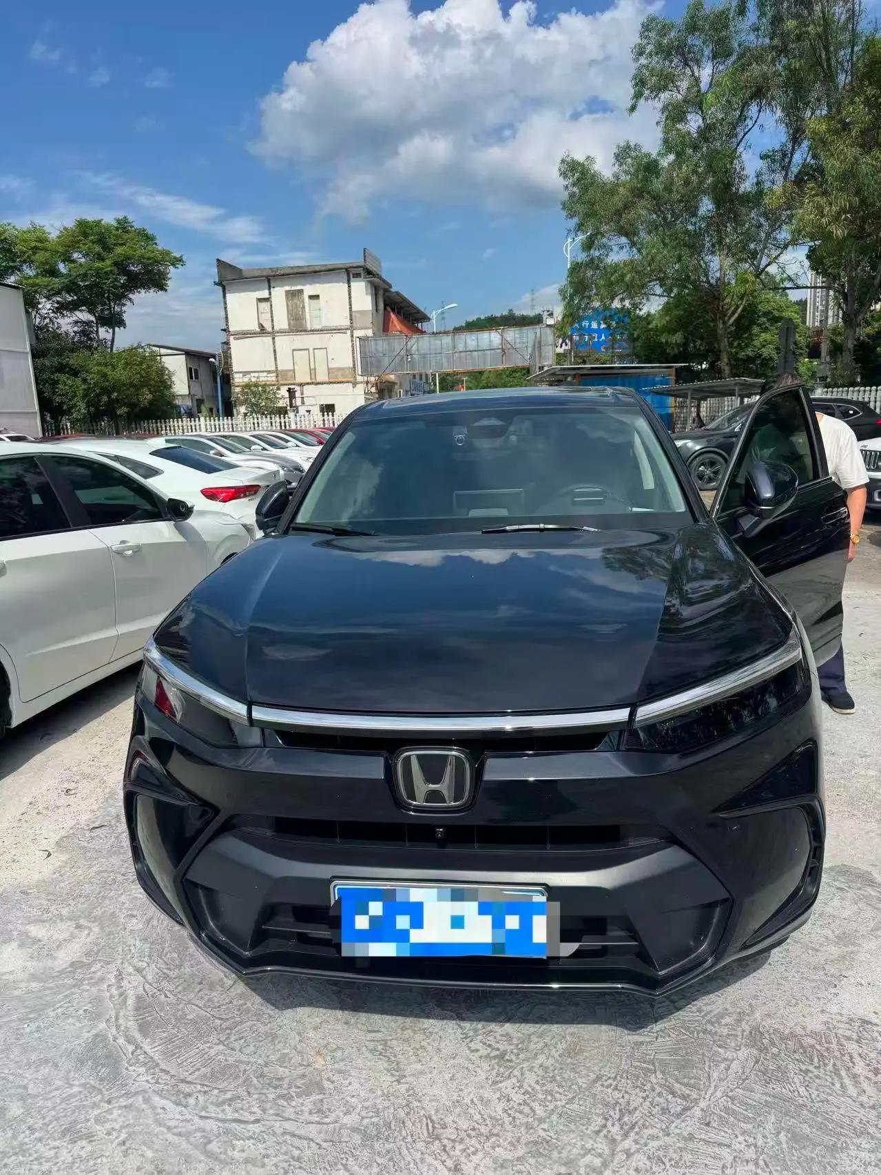 Honda 2025 BREEZE 1.5T CVT 240TURBO Two-Wheel Drive Luxury 5-Seater Automatic 2