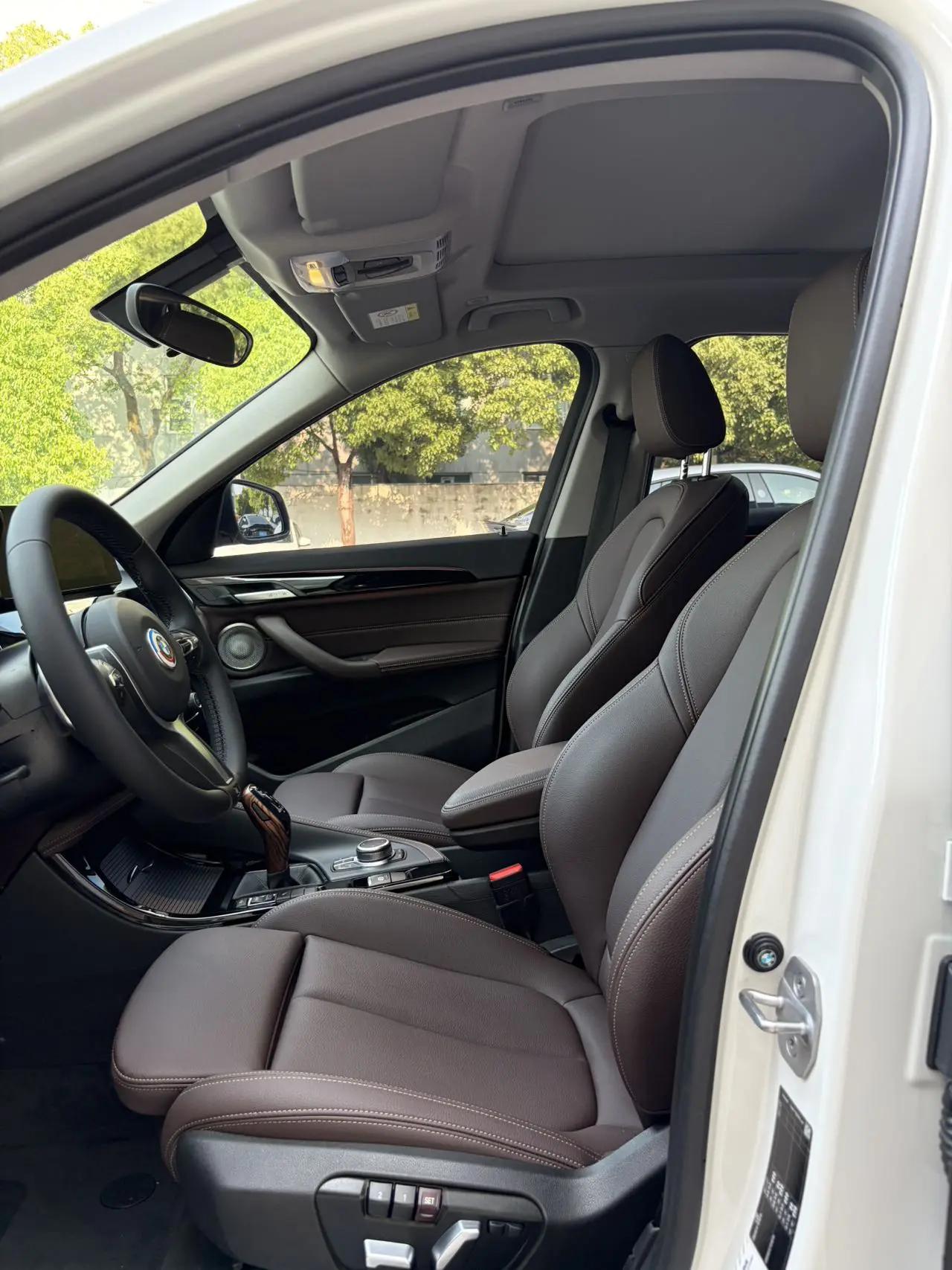 BMW X1 2021 sDrive20Li exclusive type 6