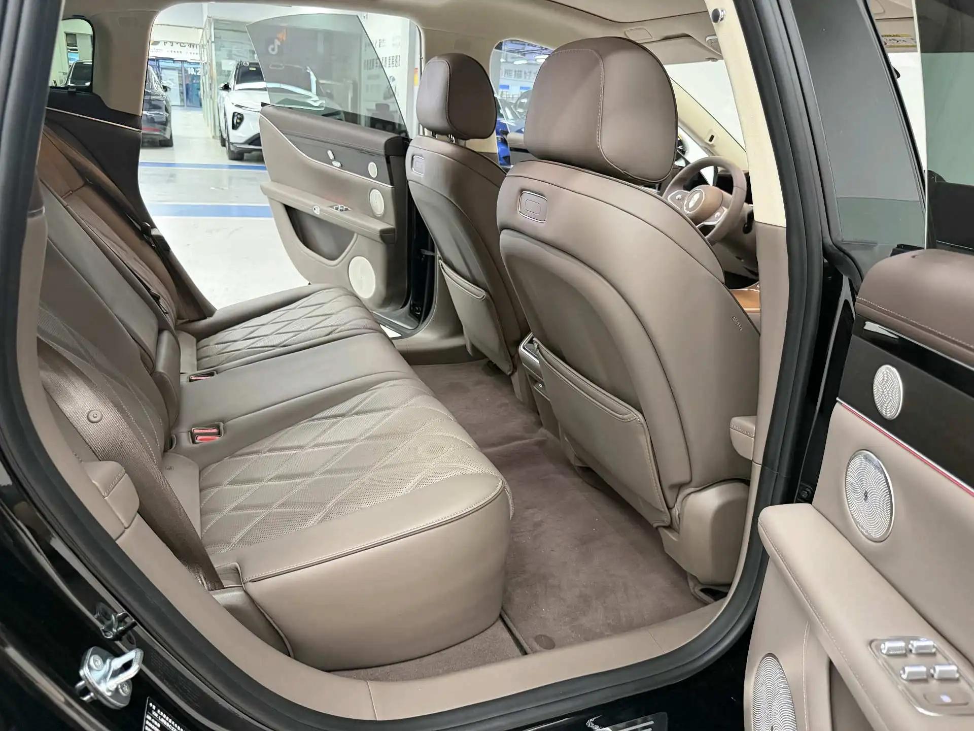 Luxeed 2026 S9 Max rear drive 100kWh automatic gear 16