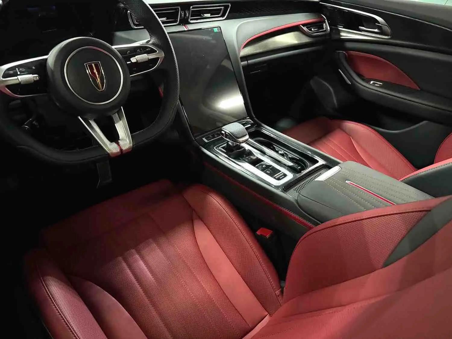 HongQi 2025 H6 2.0T Zhiyuan Edition Automatic Gear 4