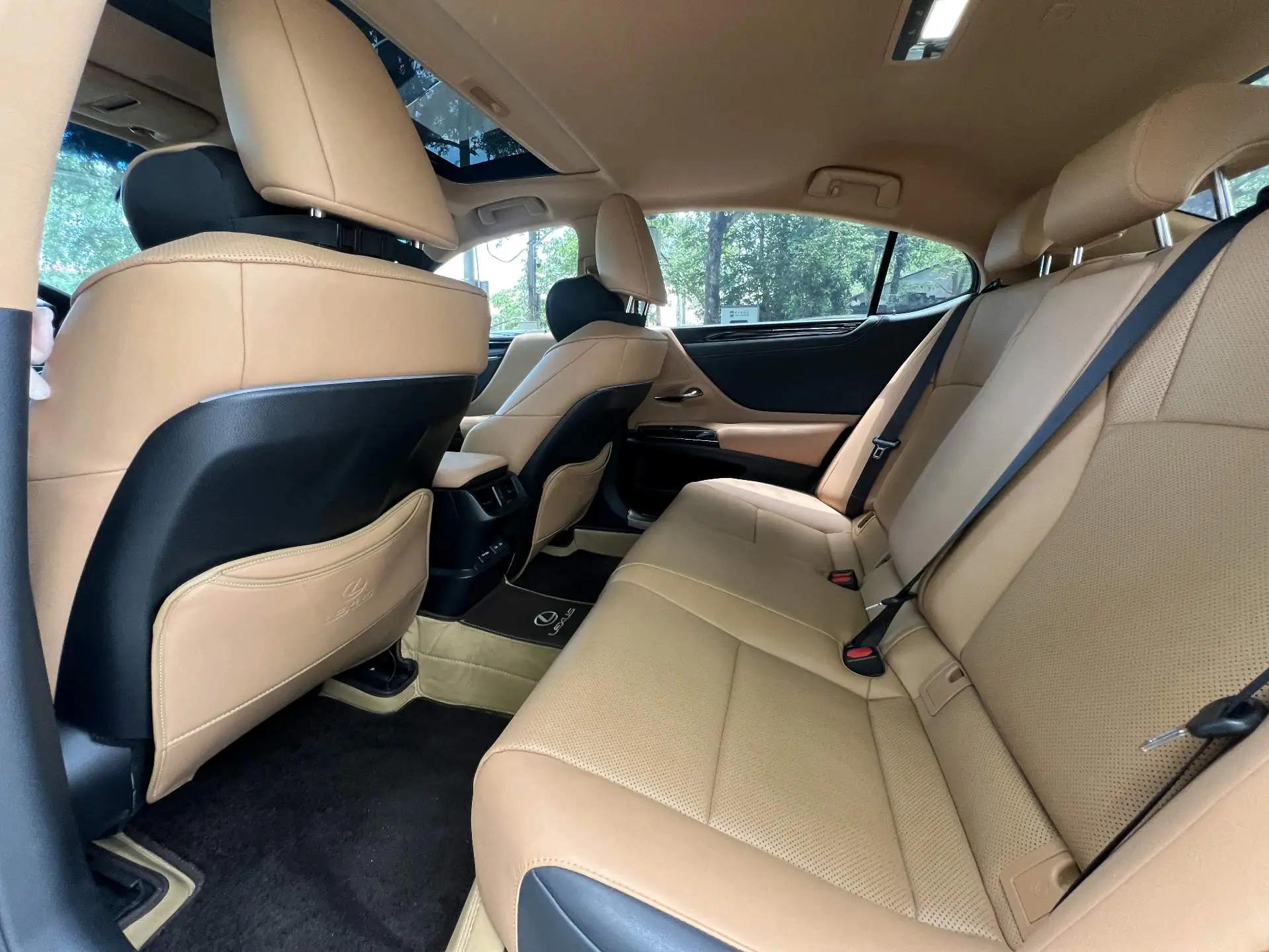 Lexus ES 2023 200 Excellence Edition 6