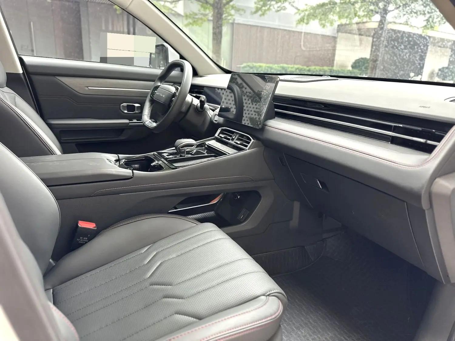 Jetour 2025 Dasheng 1.5T Deluxe Edition Automatic Gear 5