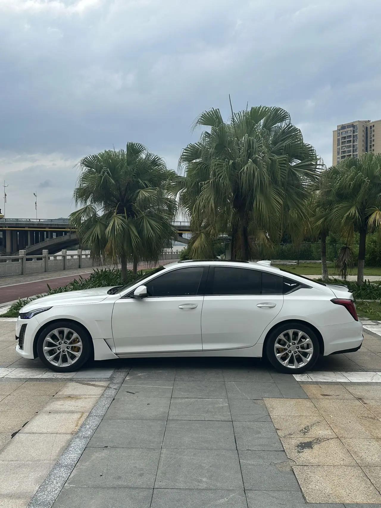 Cadillac CT5 2022 28T Luxury Model 5