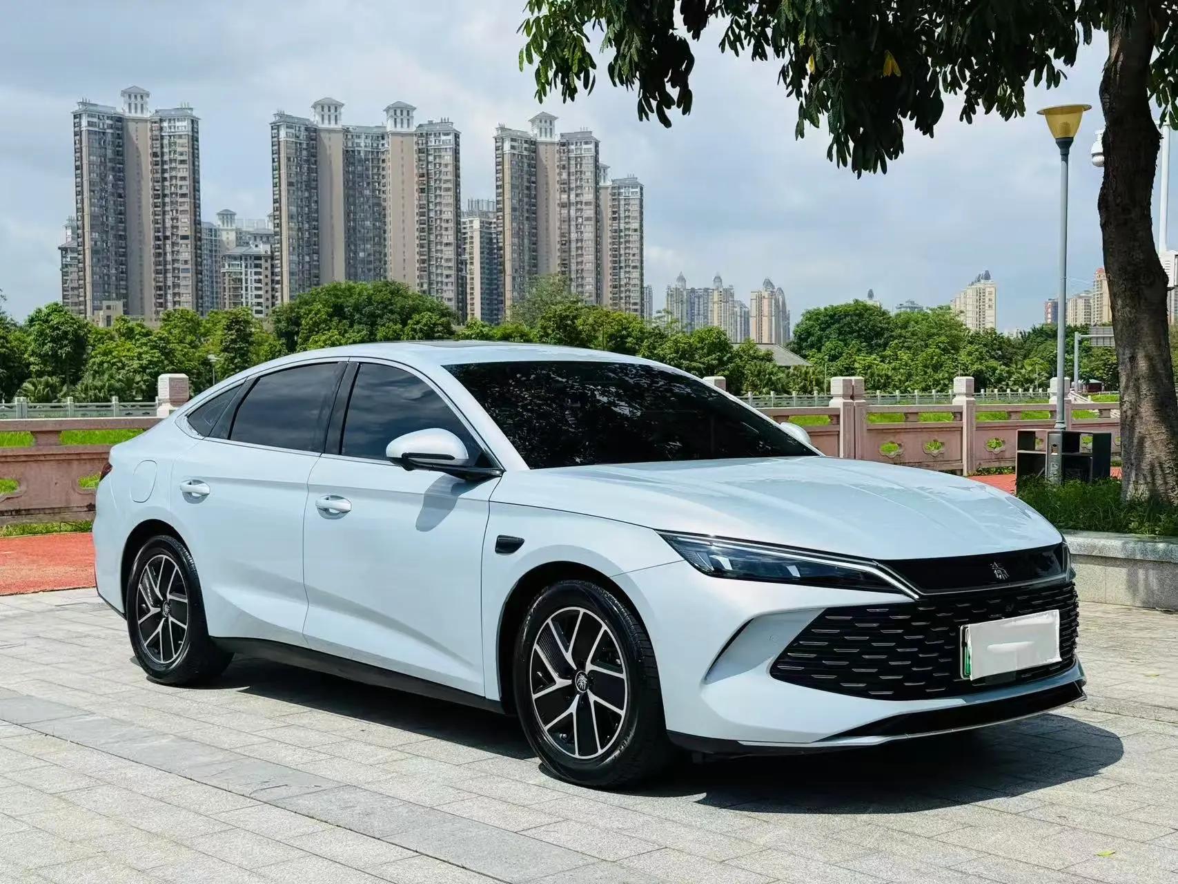 BYD 2025 Qin L DM-i 1.5 stepless smart driving version 80KM Exceed automatic gear 3