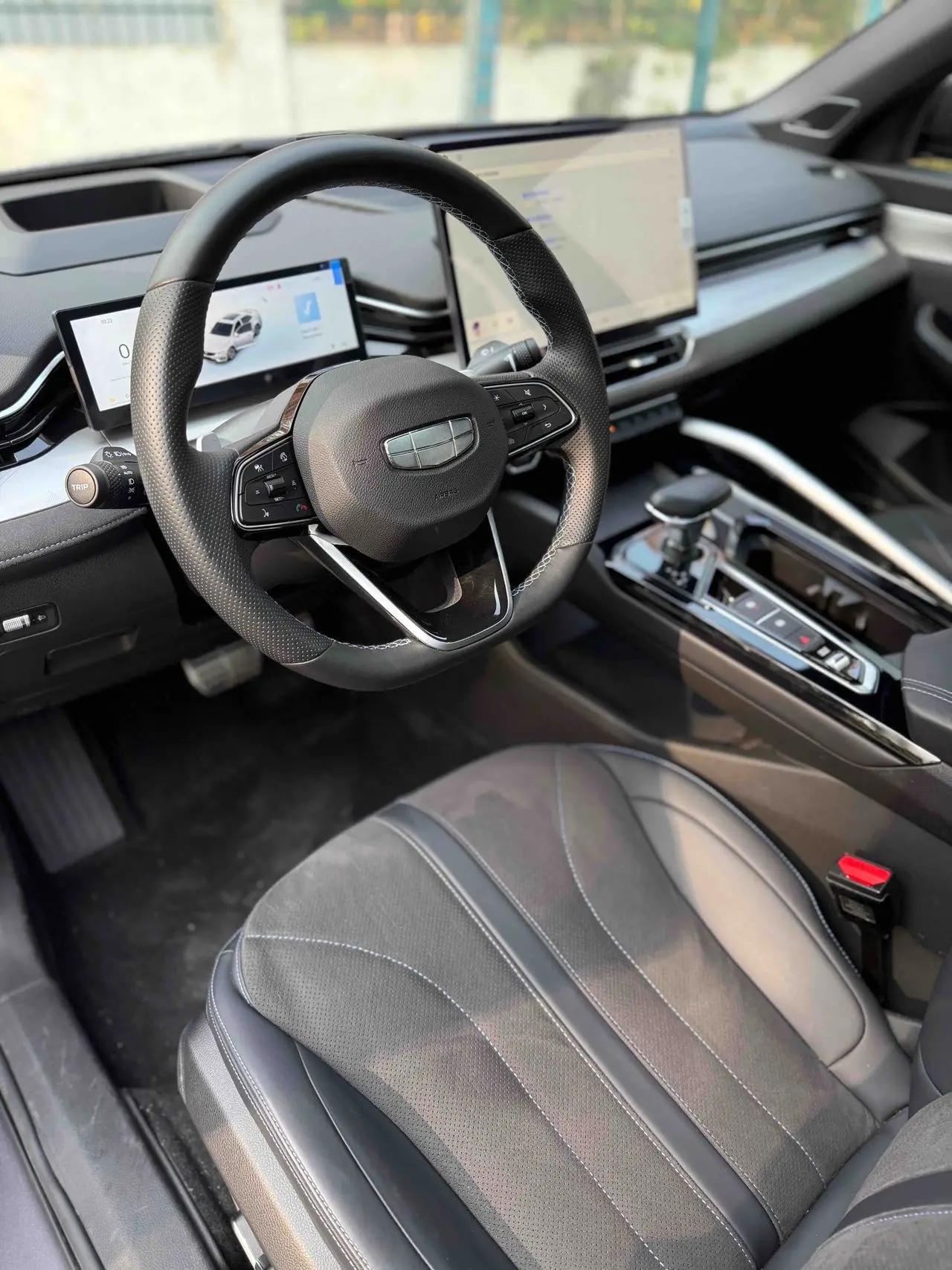 Geely 2025 Xingrui 2.0TD Oriental Yao Moon-Viewing Edition Automatic 3
