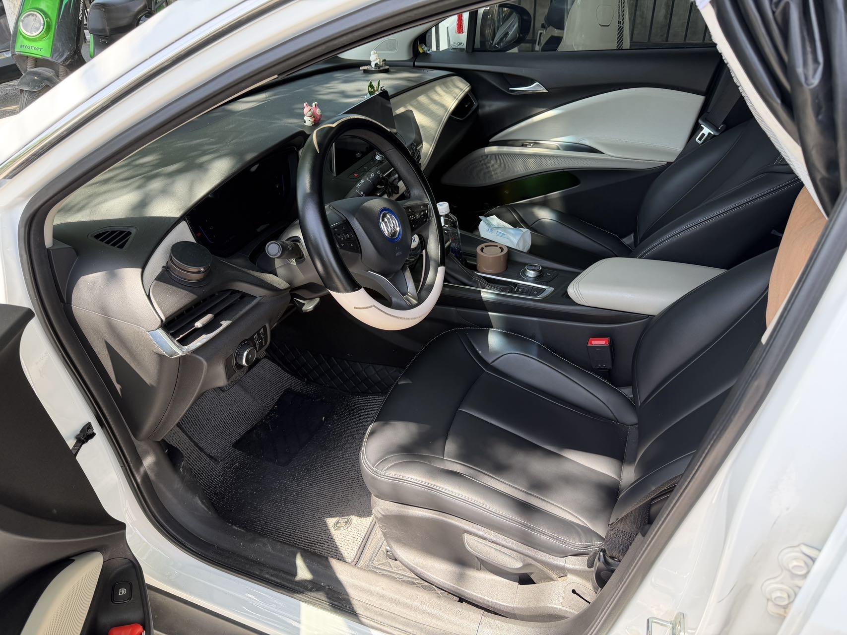Micro Blue 6 2020 Plug-in Hybrid Interconnection Fashion 2