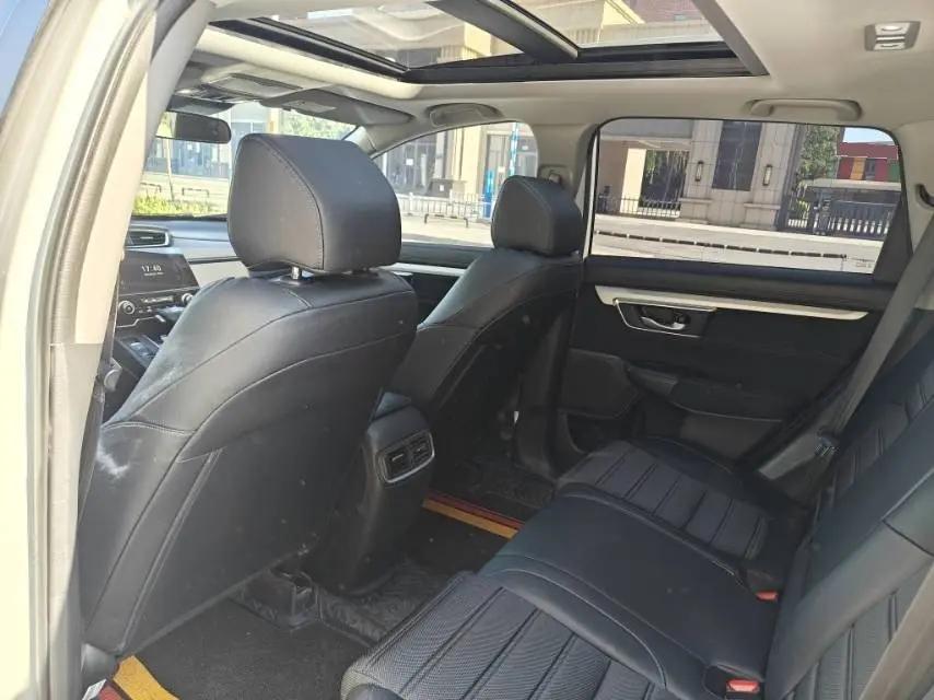 Honda CR-V 2021 240TURBO CVT Two-Drive Urban Edition 6