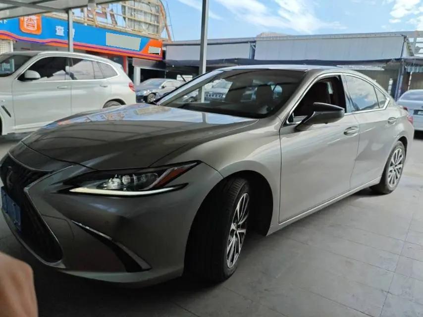 Lexus ES 2022 300h Excellent Edition