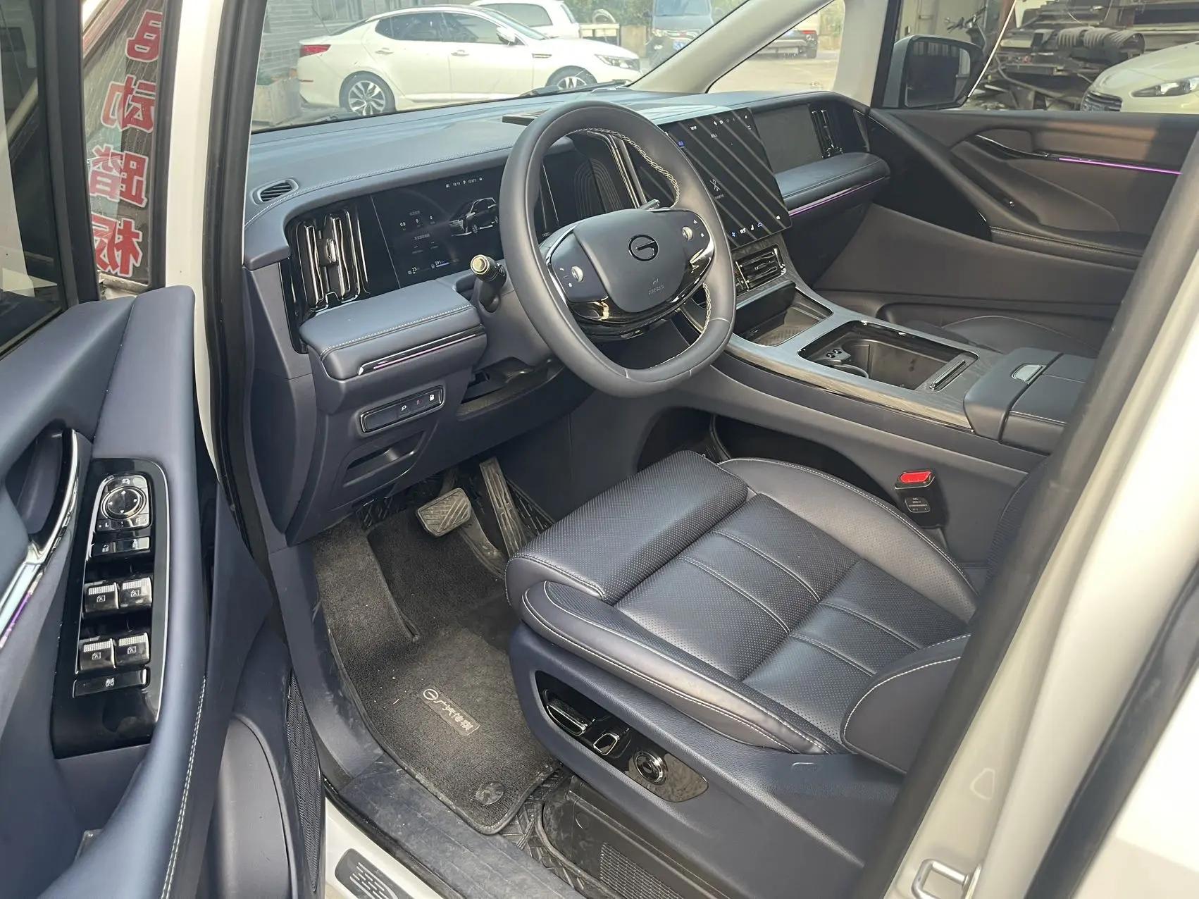 GAC Trumpchi 2025 Model Wangxiang M8 2.0T Gan Kun Series Ultra First-Class Automatic 2