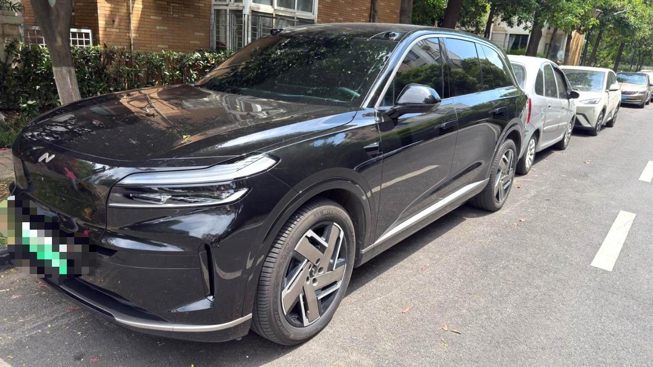 ONVO 2025 L90 Pro six-seat automatic gear