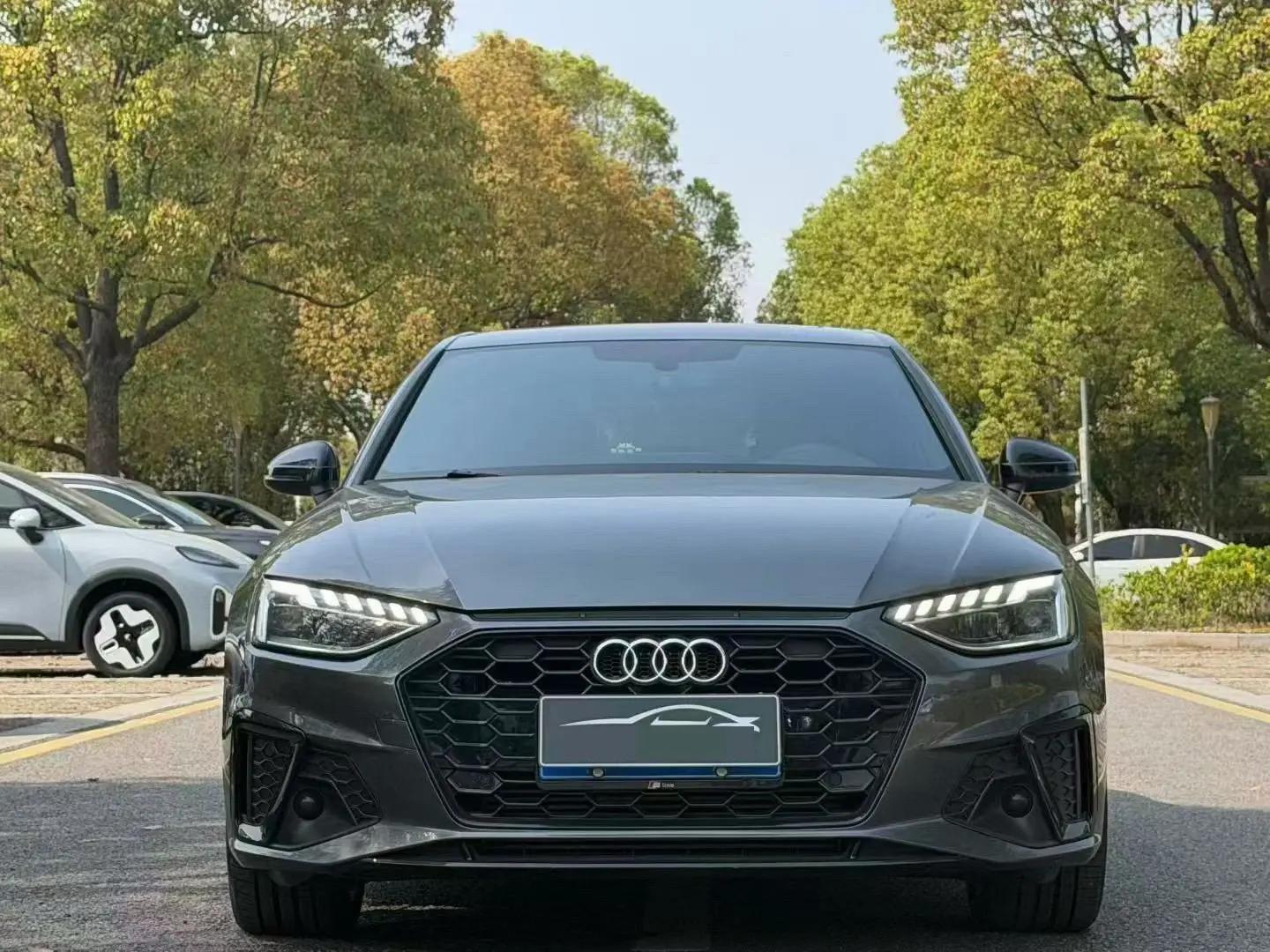 Audi A4L 2023 40 TFSI Deluxe Dynamic 2