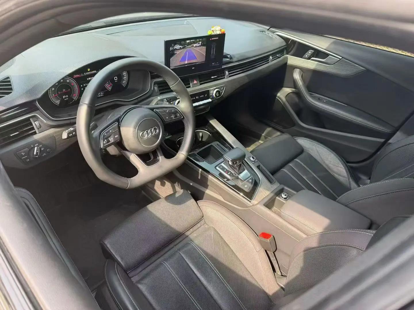 Audi A4L 2023 40 TFSI Deluxe Dynamic 3