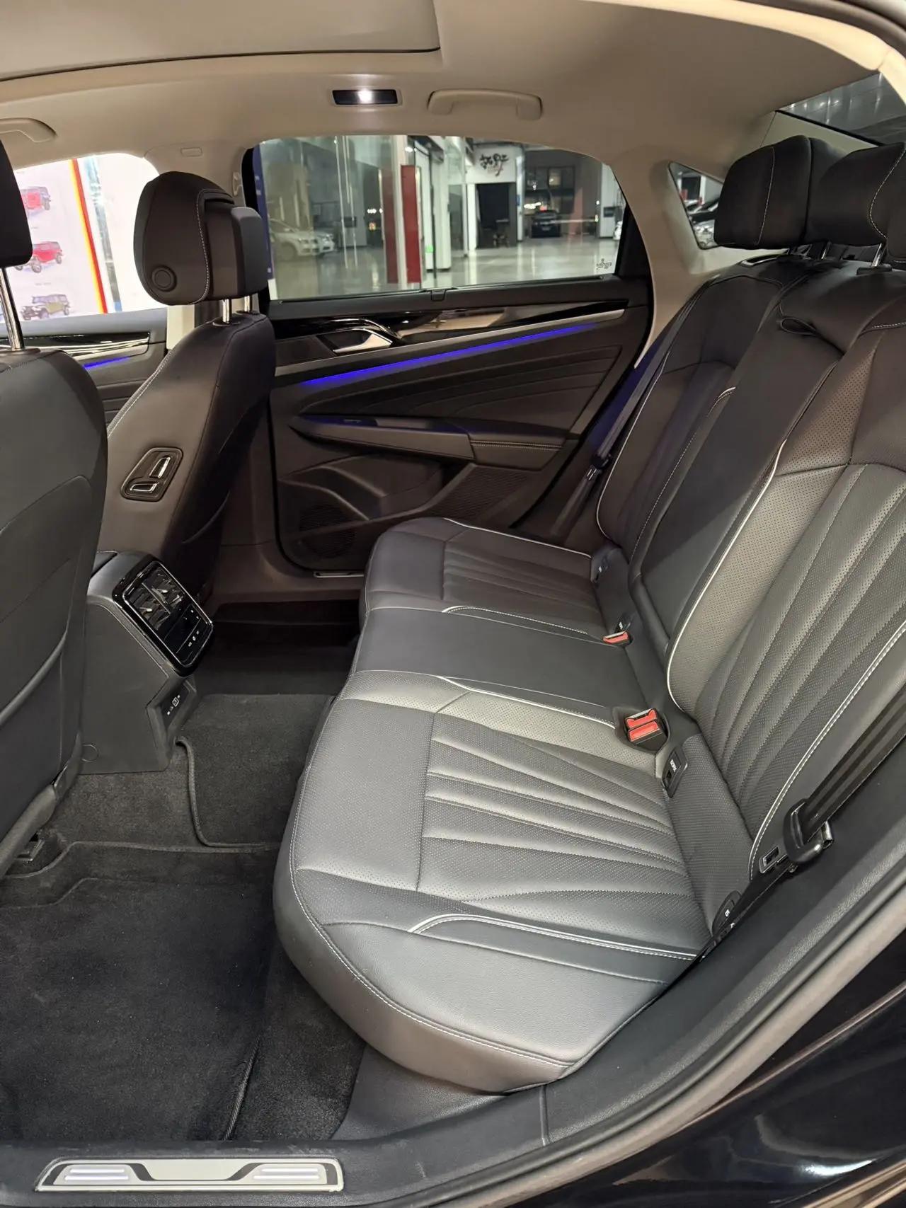 Volkswagen 2024 Passat 2.0TSI 380TSI Longyao Edition Automatic Gear 5