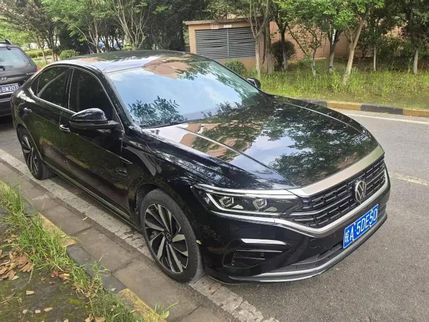 Volkswagen 2023 Passat 2.0TSI 330TSI Luxury Edition (facelift) Automatic 3