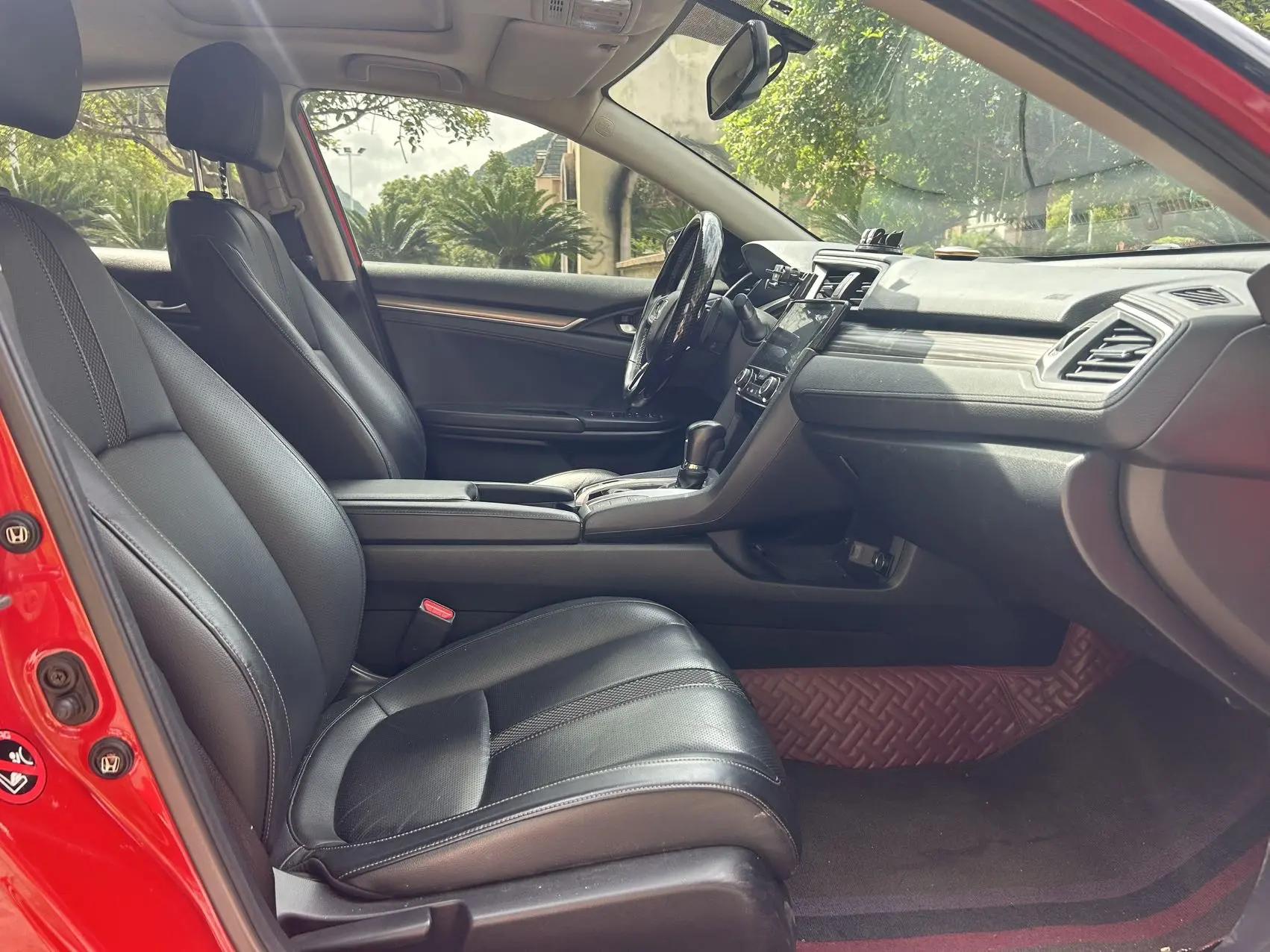 Civic 2019 220TURBO CVT Jin Qing Edition National V 5