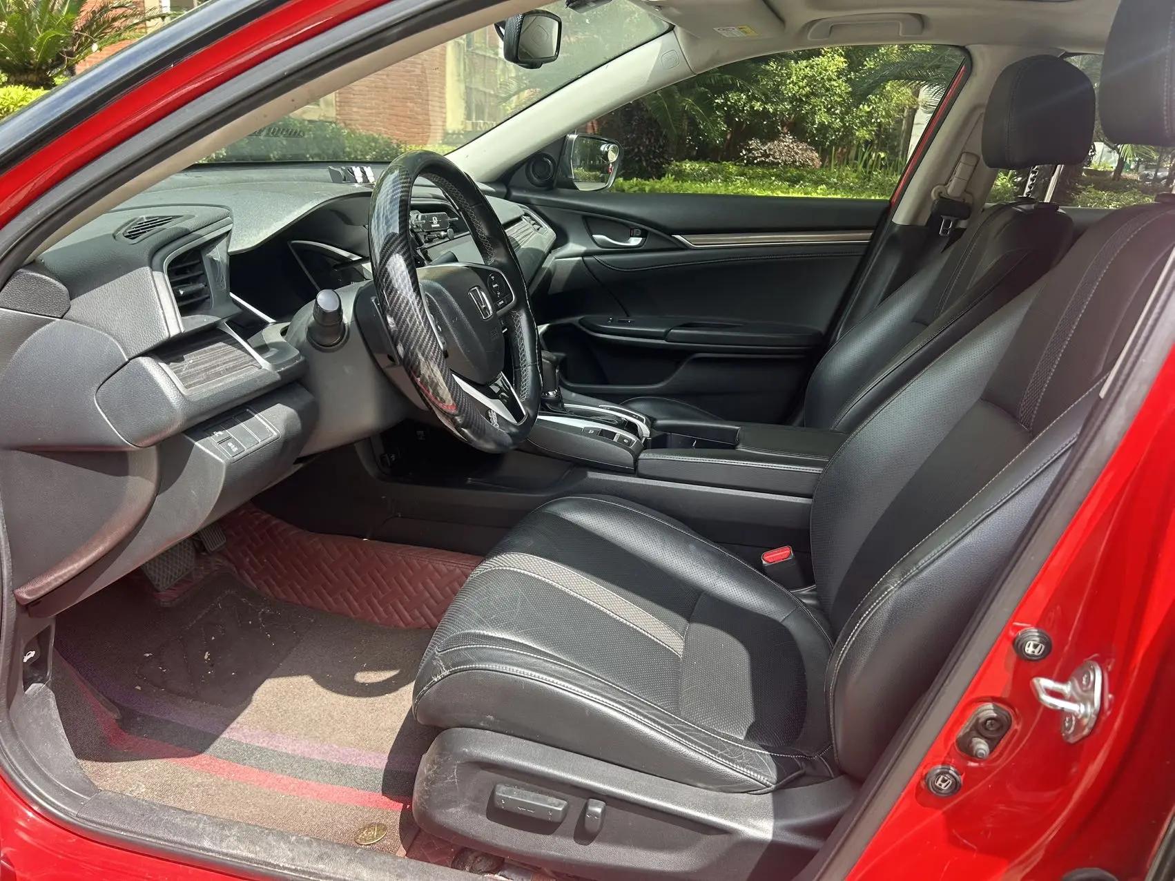 Civic 2019 220TURBO CVT Jin Qing Edition National V 6