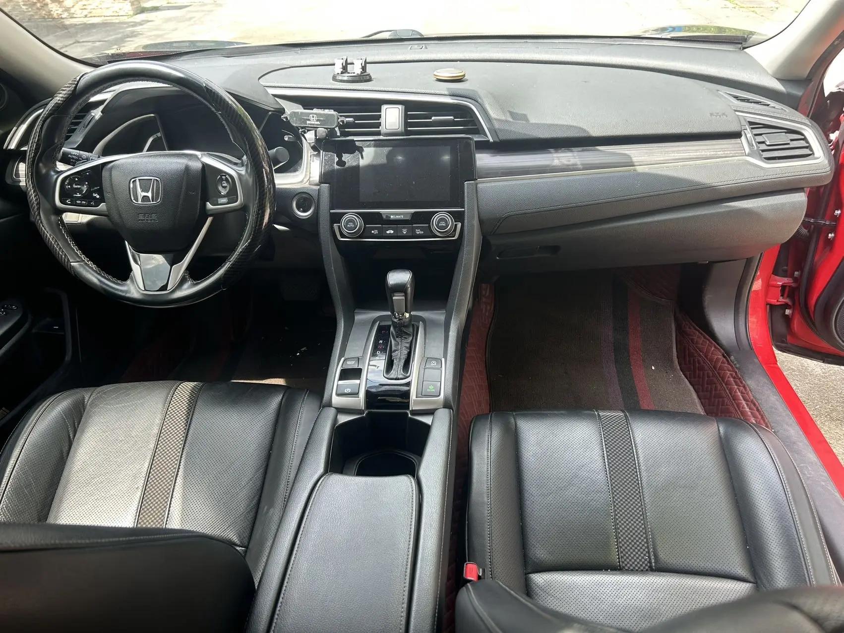 Civic 2019 220TURBO CVT Jin Qing Edition National V 7