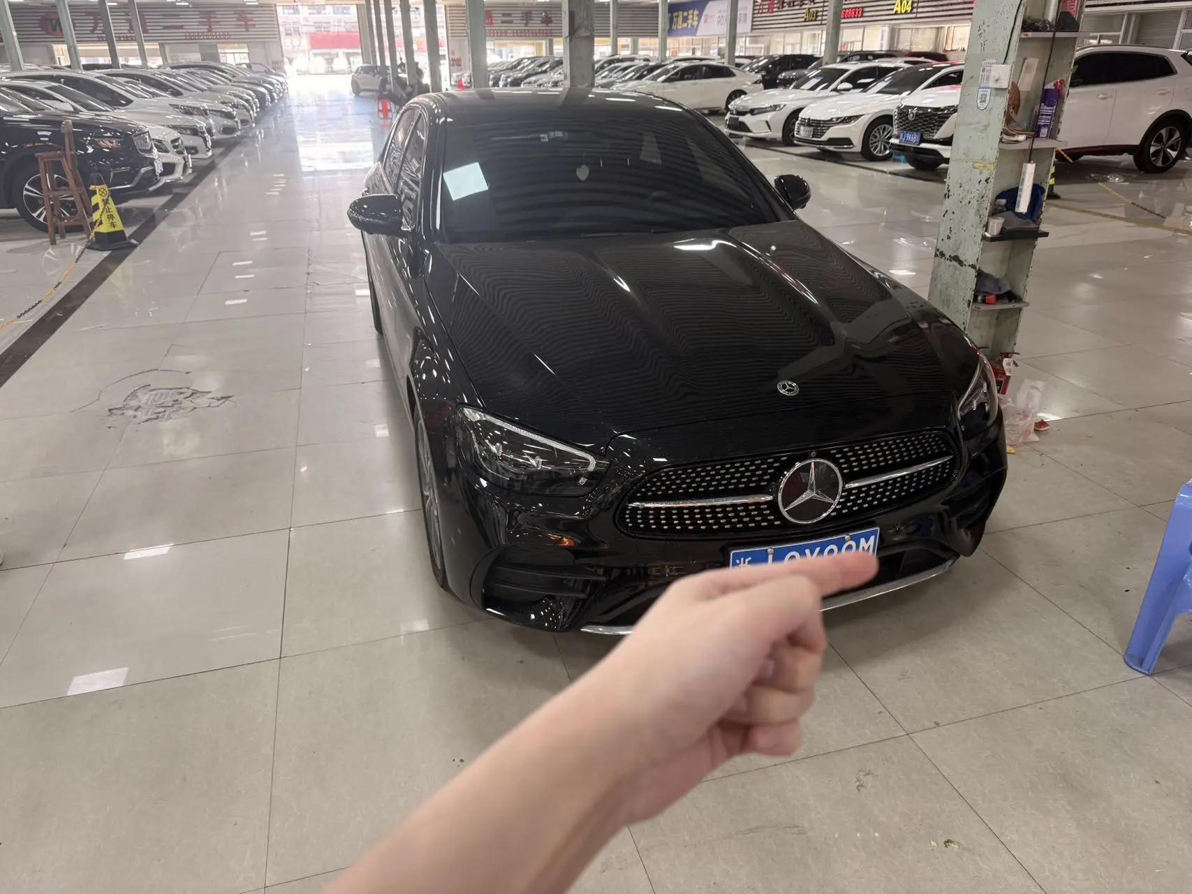 Mercedes Benz E-Class 2023 E 300 L Sports Fashion 2