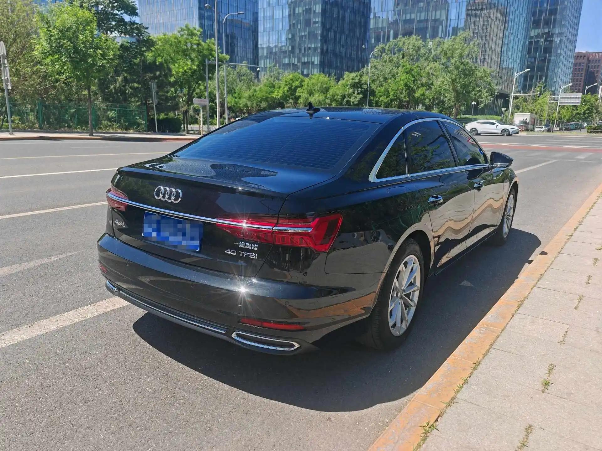 Audi A6L 2021 40 TFSI Deluxe Elegant 4