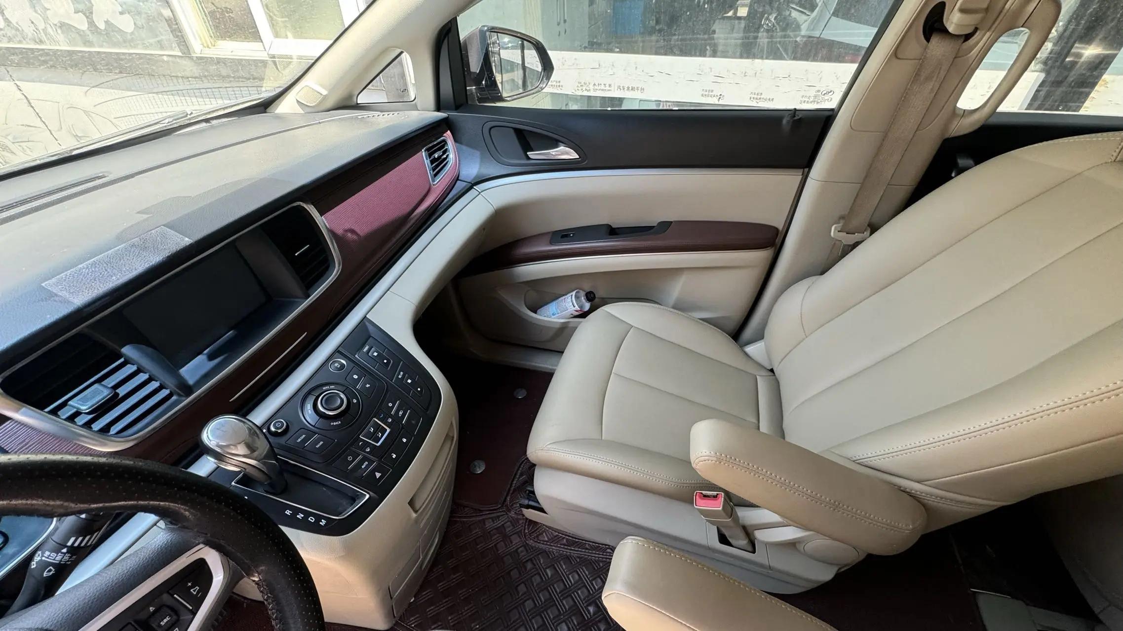 Buick GL8 2018 model 28T Comfort Edition China VI 4